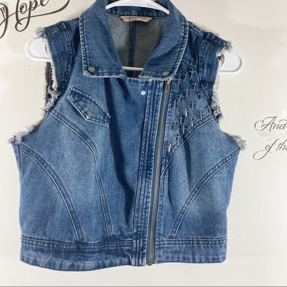 Vtg Y2K Denim vest Cropped With Cross Studs Size M BIKERCORE Grunge - Picture 1 of 6